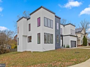 719 Meadow Lane SW, Vienna VA 22180