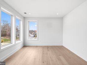 719 Meadow Lane SW, Vienna VA 22180