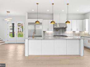 719 Meadow Lane SW, Vienna VA 22180