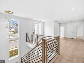 719 Meadow Lane SW, Vienna VA 22180