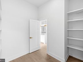 719 Meadow Lane SW, Vienna VA 22180