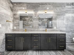 719 Meadow Lane SW, Vienna VA 22180