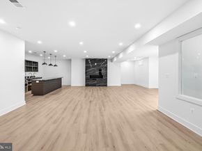 719 Meadow Lane SW, Vienna VA 22180