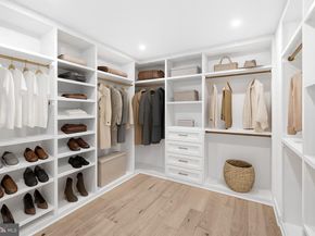 719 Meadow Lane SW, Vienna VA 22180