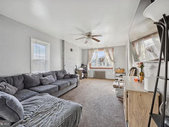 405 Cedar Avenue, Croydon PA 19021