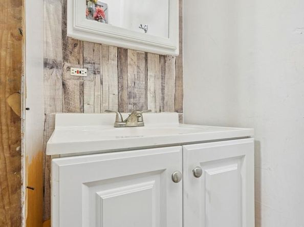 405 Cedar Avenue, Croydon PA 19021