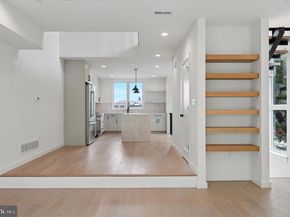 616 N Brenna Walk, Philadelphia PA 19123