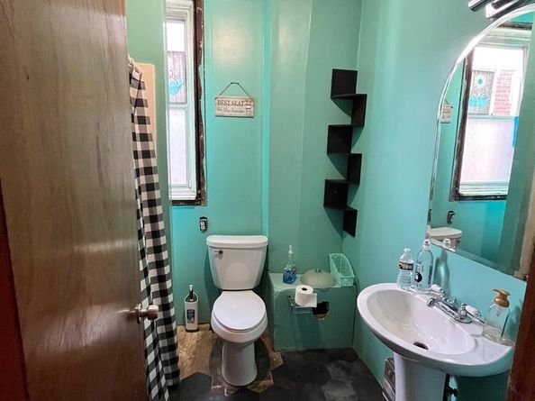 1929 E Thayer Street, Philadelphia PA 19134