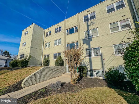 4810 Quarles Street NE 201, Washington DC 20019
