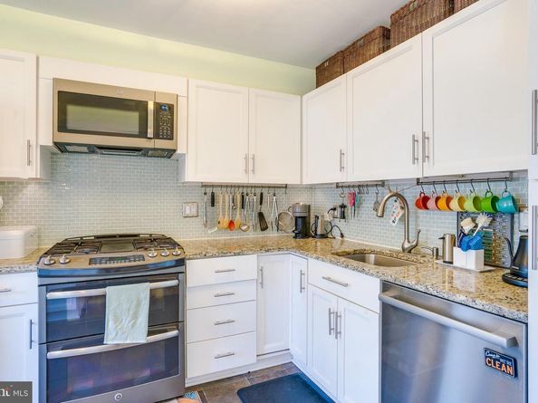 1640 Wainwright Drive, Reston VA 20190