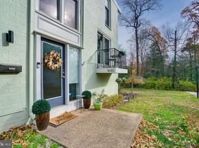 1640 Wainwright Drive, Reston VA 20190