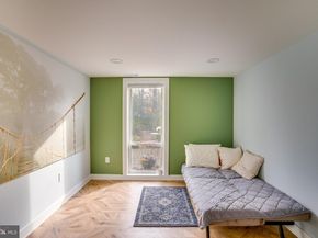 1640 Wainwright Drive, Reston VA 20190