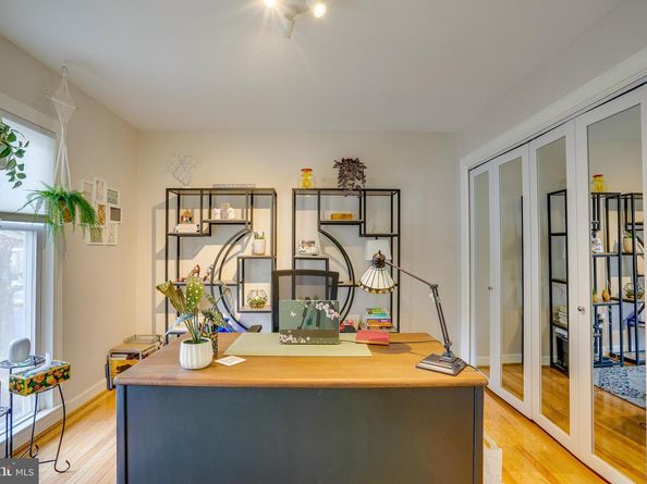 1640 Wainwright Drive, Reston VA 20190