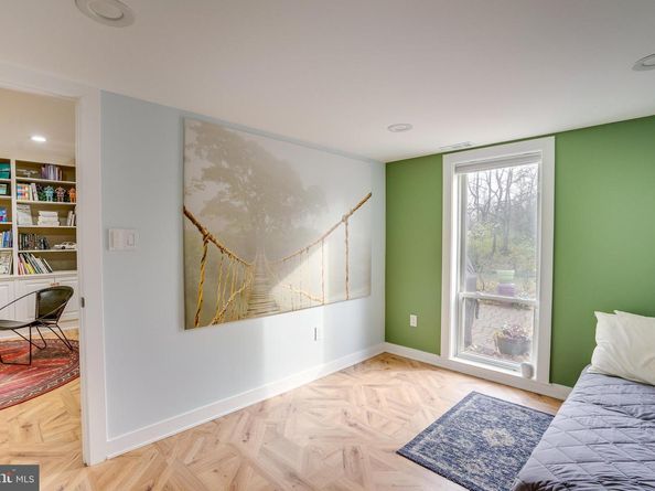 1640 Wainwright Drive, Reston VA 20190