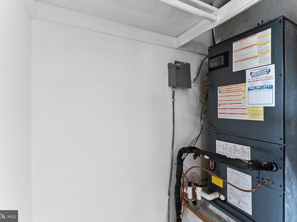 1400 S Barton Street 425, Arlington VA 22204