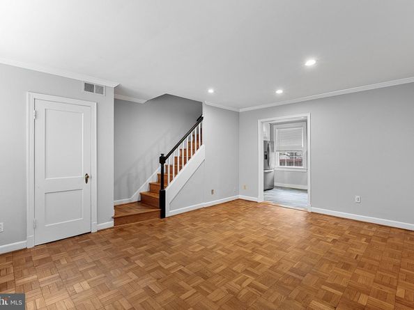 1400 S Barton Street 425, Arlington VA 22204