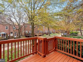 1400 S Barton Street 425, Arlington VA 22204