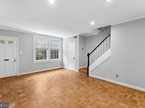 1400 S Barton Street 425, Arlington VA 22204