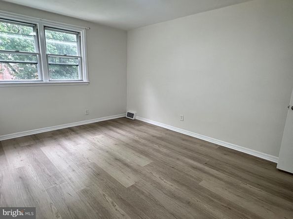 3674 Salina Road, Philadelphia PA 19154