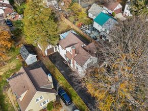 8328 Roberts Road, Elkins Park PA 19027