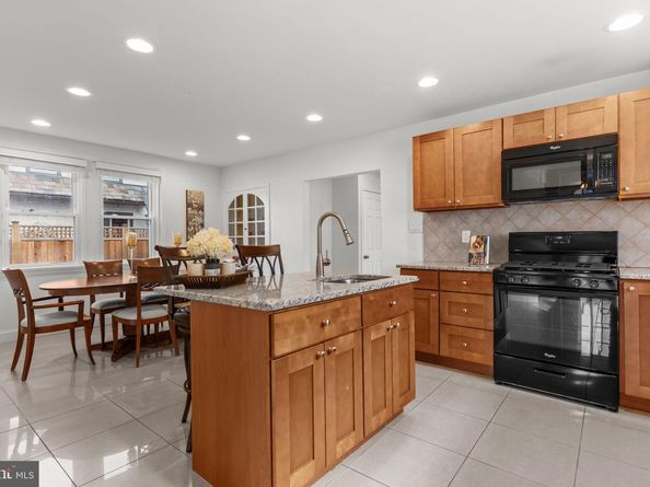 8328 Roberts Road, Elkins Park PA 19027