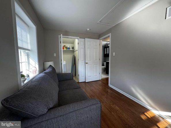 4004 School House Lane, Plymouth Meeting PA 19462