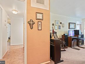 2058 Royal Fern Court 26/1C, Reston VA 20191