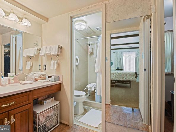 2058 Royal Fern Court 26/1C, Reston VA 20191