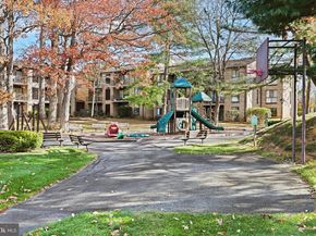 2058 Royal Fern Court 26/1C, Reston VA 20191