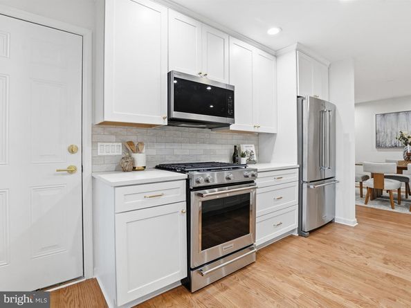 2133 Freda Drive, Vienna VA 22181