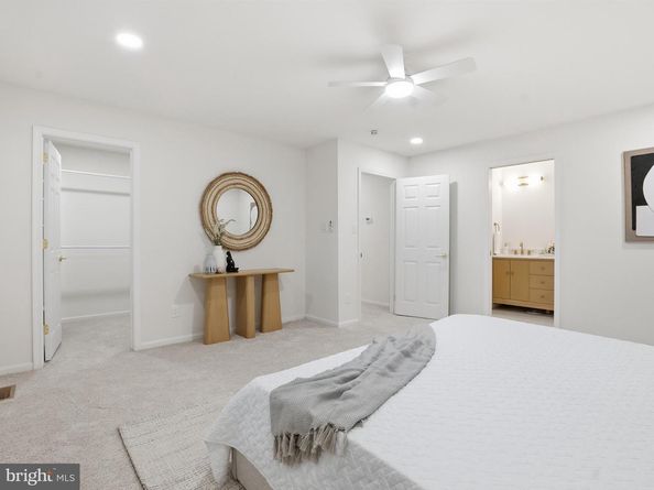 2133 Freda Drive, Vienna VA 22181