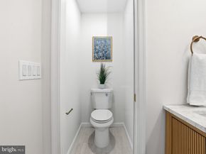 2133 Freda Drive, Vienna VA 22181