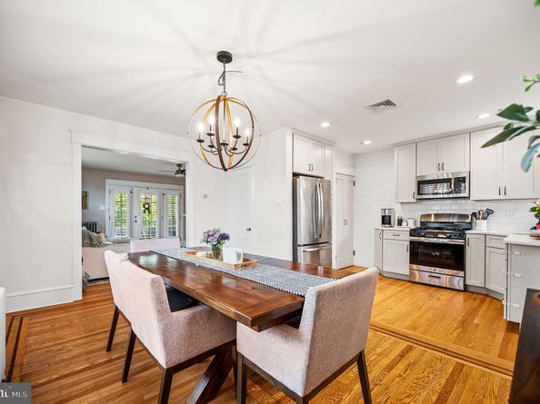 168 Upland Road, Havertown PA 19083