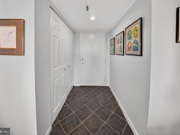 7401 Westlake Terrace 1408, Bethesda MD 20817