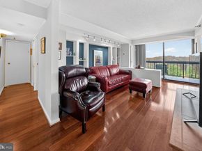 7401 Westlake Terrace 1408, Bethesda MD 20817