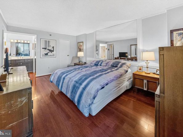 7401 Westlake Terrace 1408, Bethesda MD 20817