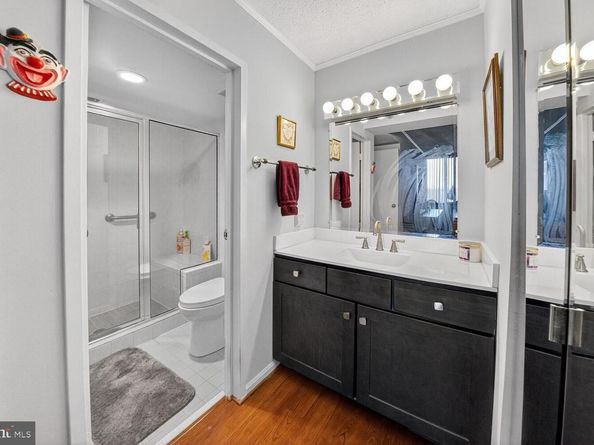 7401 Westlake Terrace 1408, Bethesda MD 20817