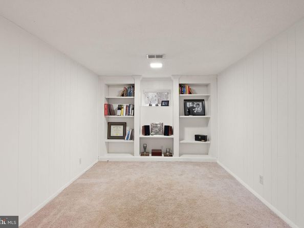 3080 S Abingdon Street A1, Arlington VA 22206