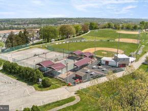 33 Anderson Drive, Bridgeport PA 19405