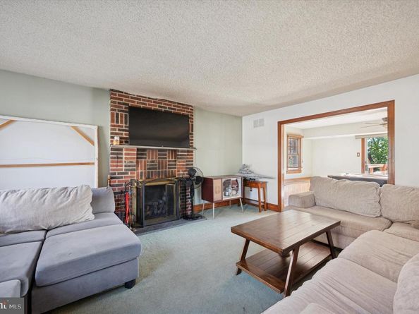 205 Delmar Street, Philadelphia PA 19128