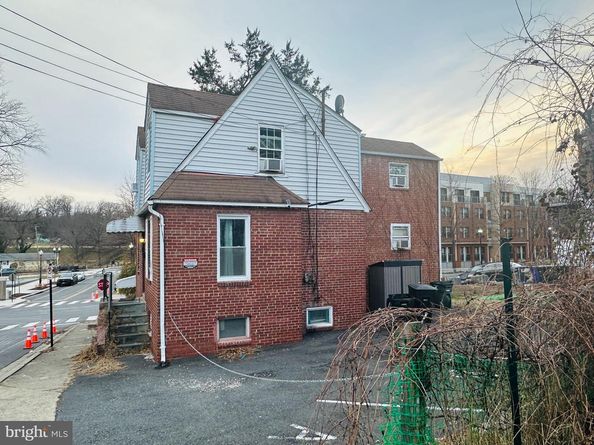 2325 S Shirlington Road, Arlington VA 22206