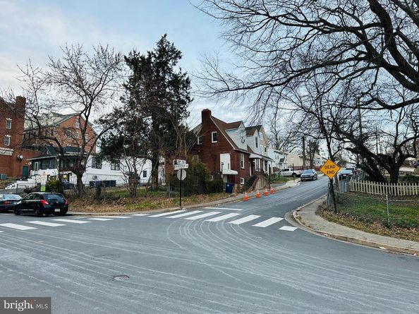 2325 S Shirlington Road, Arlington VA 22206