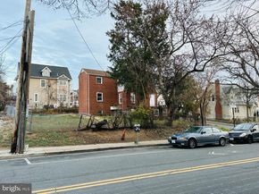 2325 S Shirlington Road, Arlington VA 22206