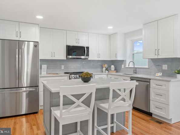 9329 Bentridge Avenue, Potomac MD 20854