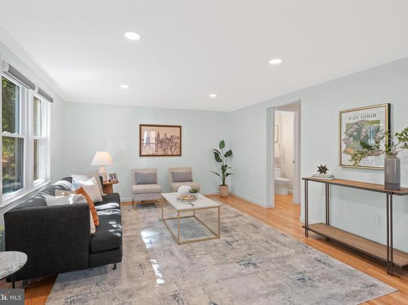 9329 Bentridge Avenue, Potomac MD 20854