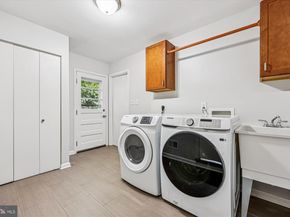 8701 Sleepy Hollow Lane, Potomac MD 20854