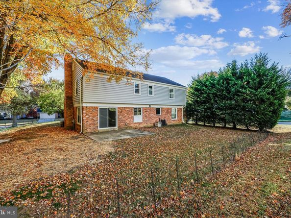 8701 Sleepy Hollow Lane, Potomac MD 20854