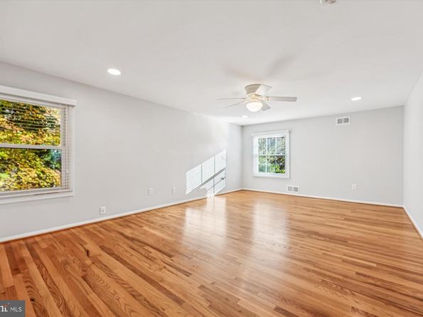 8701 Sleepy Hollow Lane, Potomac MD 20854