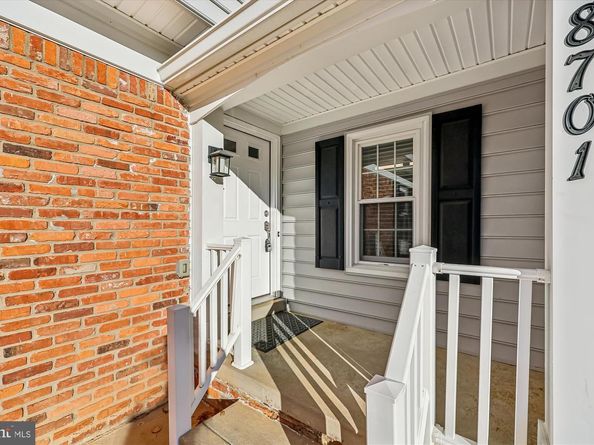 8701 Sleepy Hollow Lane, Potomac MD 20854