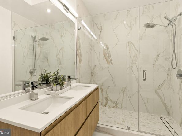 4017 Davis Place NW 8, Washington DC 20007